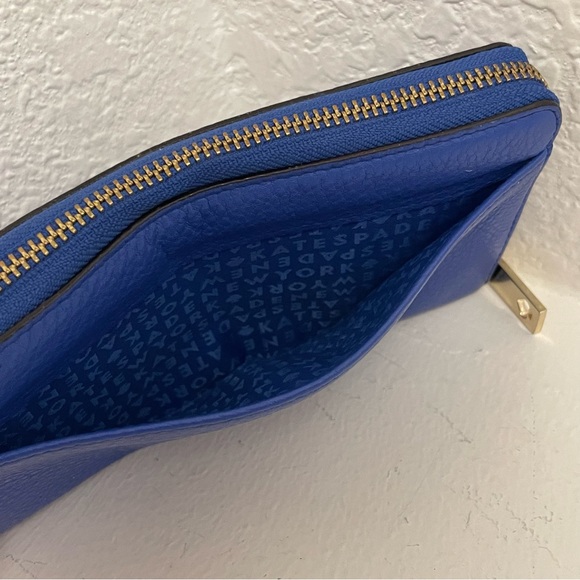 Kate Spade ♠️ New York Continental Zip-Around Royal Blue Wallet - Picture 7 of 11